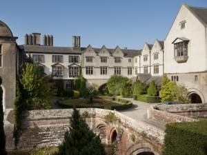 Haunted Hotels Warwickshire,Coombe Abbey Hotel