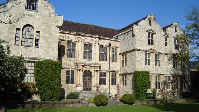 Ghost hunting York,Treasurers house