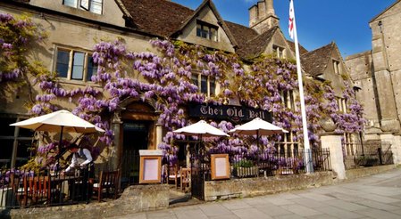 Haunted Hotels Wiltshire_The Old Bell